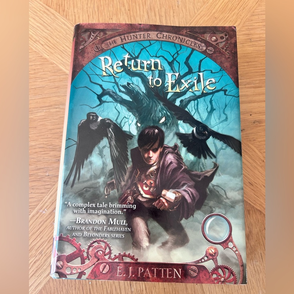 Return to Exile by E.J. Patten - Fantasy Paperback The Hunter Chronicles